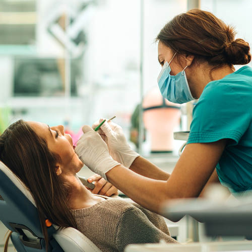 What are the different types of dentists?